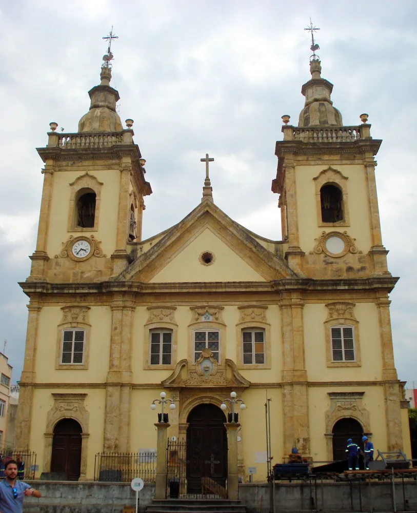 Fachada da Basílica Histórica de Aparecida
